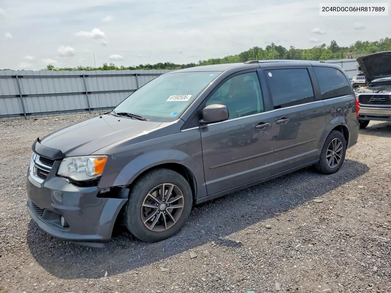 2017 Dodge Grand Caravan Sxt VIN: 2C4RDGCG6HR817889 Lot: 61592936