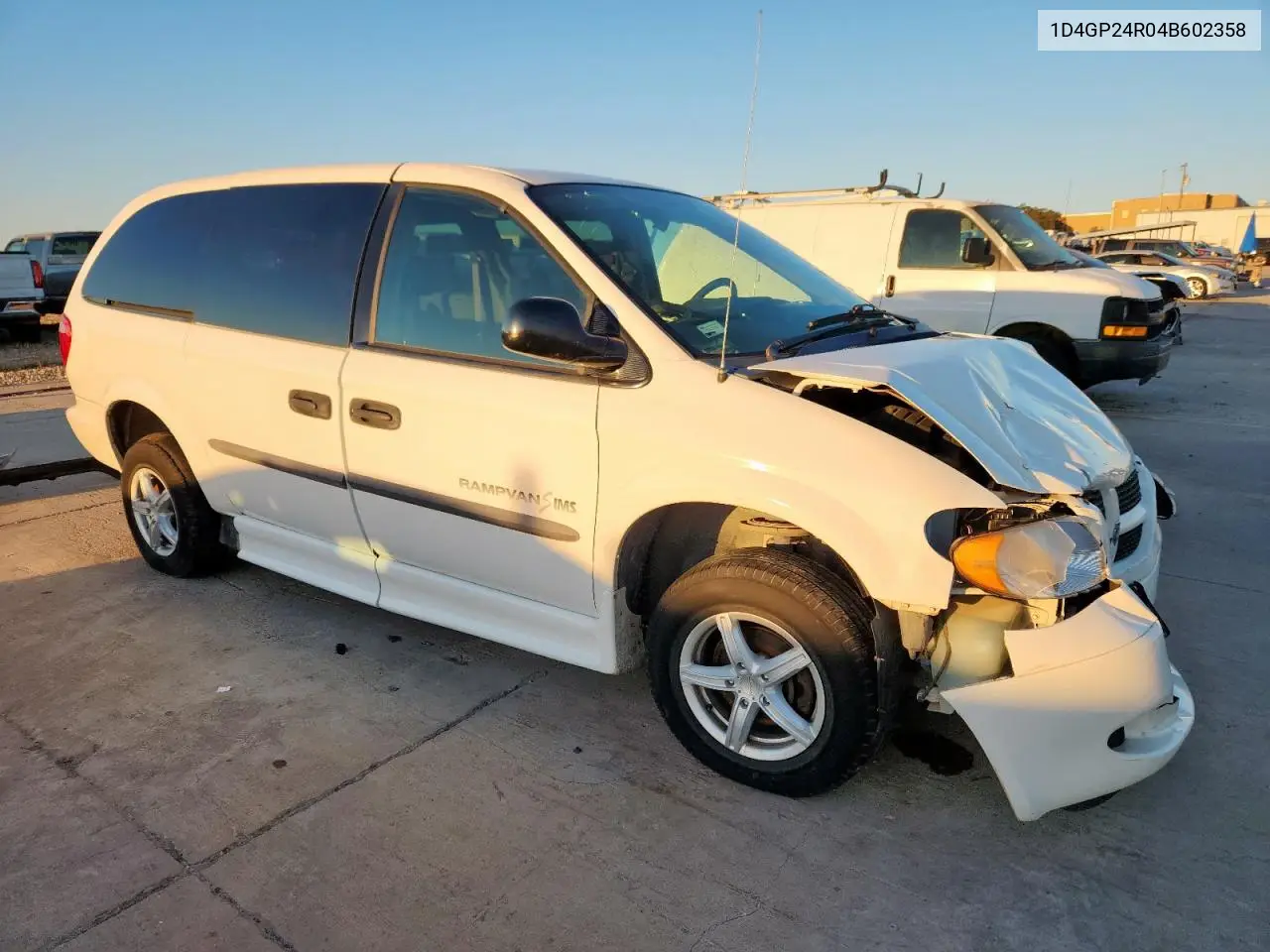 1D4GP24R04B602358 2004 Dodge Grand Caravan Se