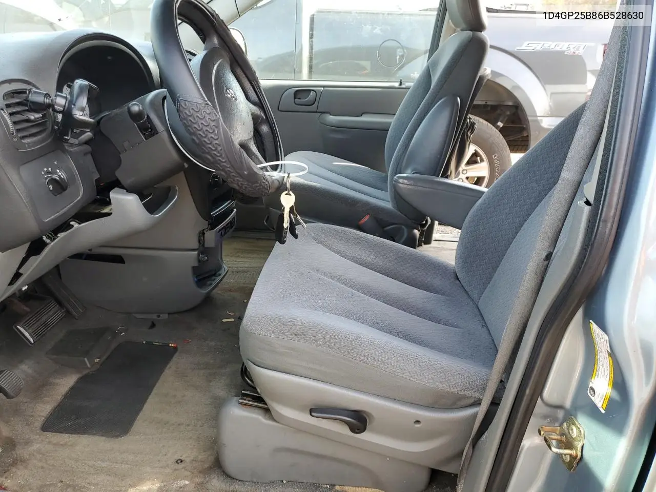 1D4GP25B86B528630 2006 Dodge Caravan Se