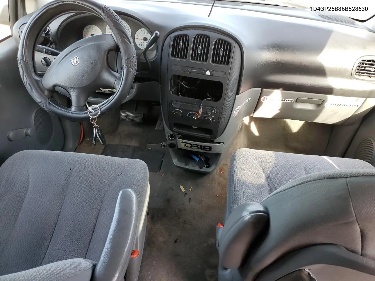 1D4GP25B86B528630 2006 Dodge Caravan Se