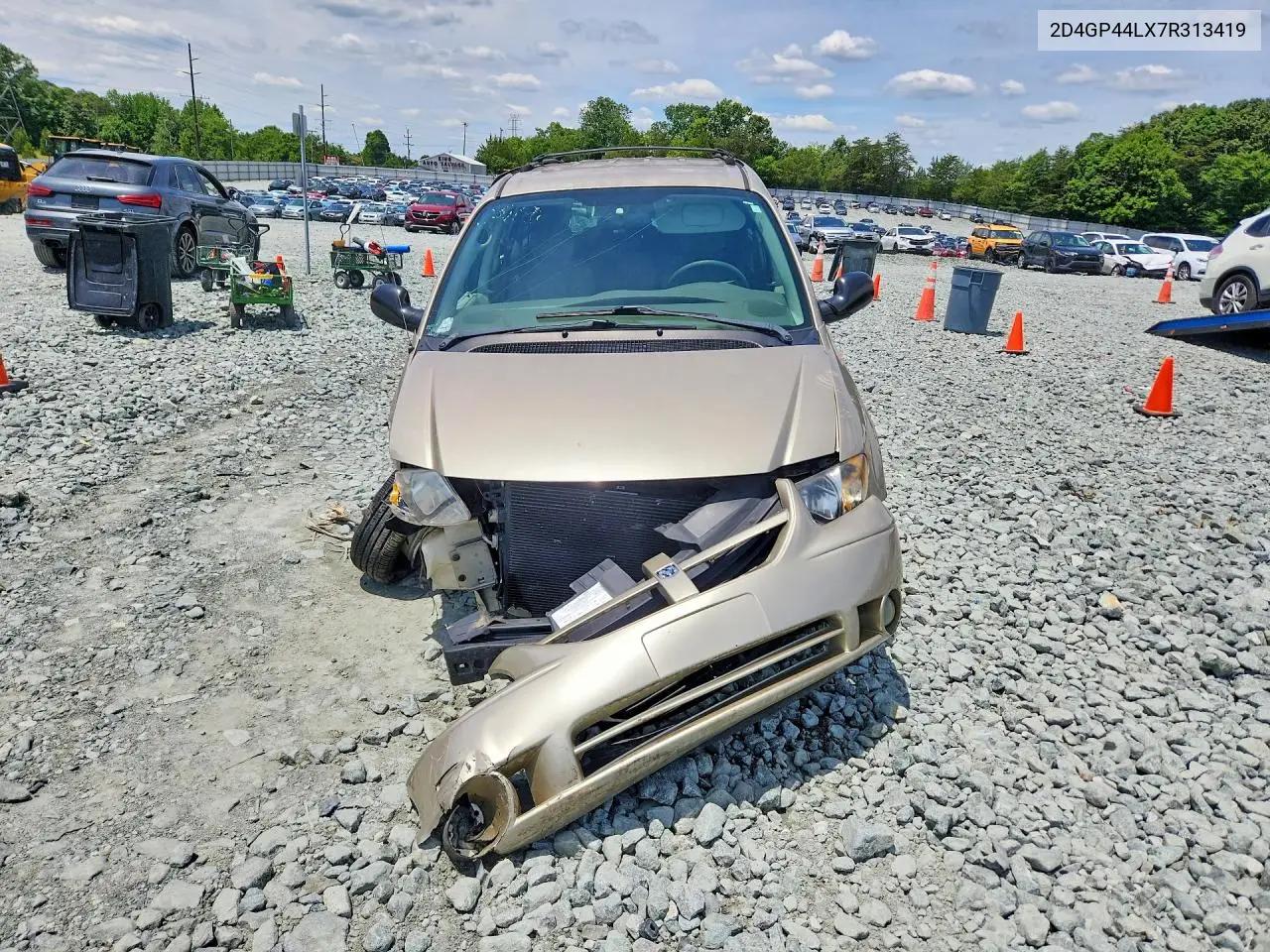 2007 Dodge Grand Caravan Sxt VIN: 2D4GP44LX7R313419 Lot: 58807076