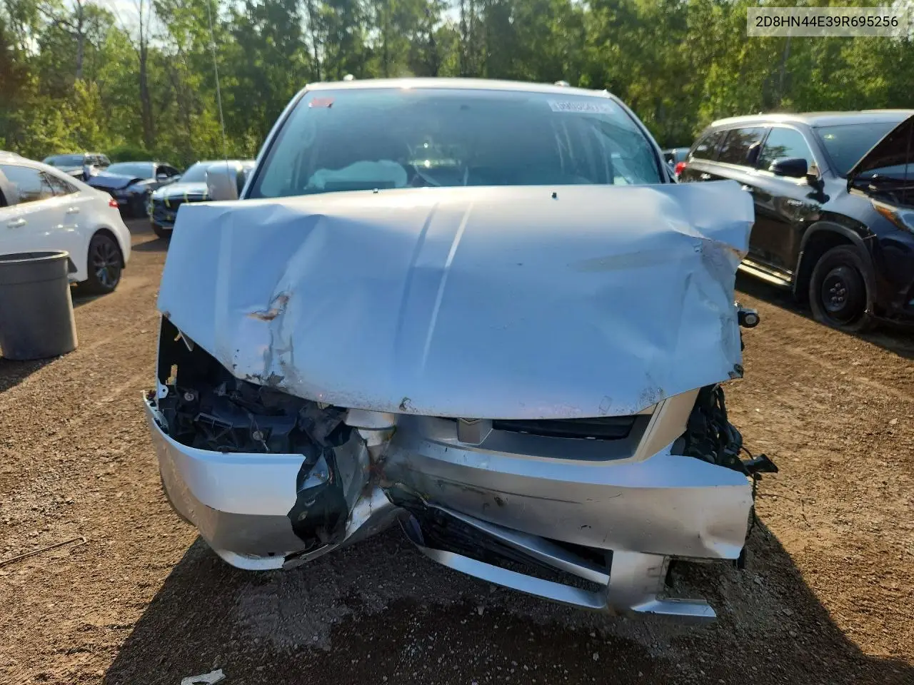 2009 Dodge Grand Caravan Se VIN: 2D8HN44E39R695256 Lot: 59085676