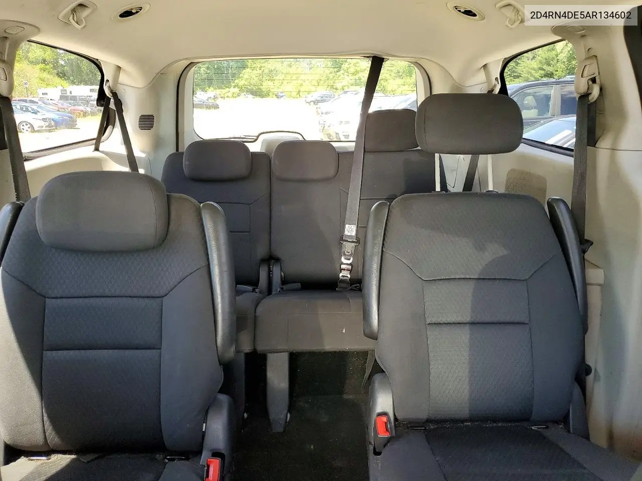 2D4RN4DE5AR134602 2010 Dodge Grand Caravan Se