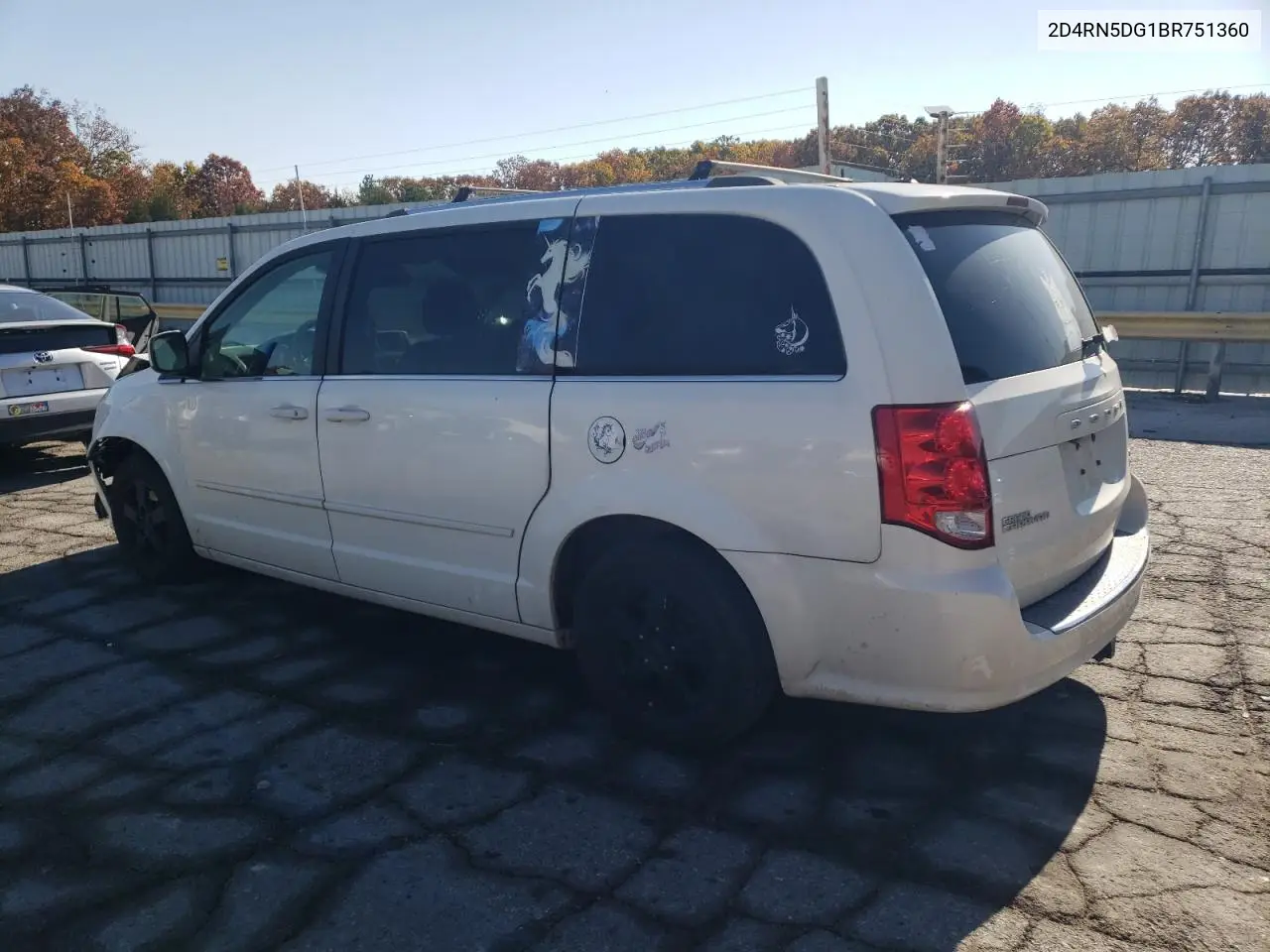 2D4RN5DG1BR751360 2011 Dodge Grand Caravan Crew