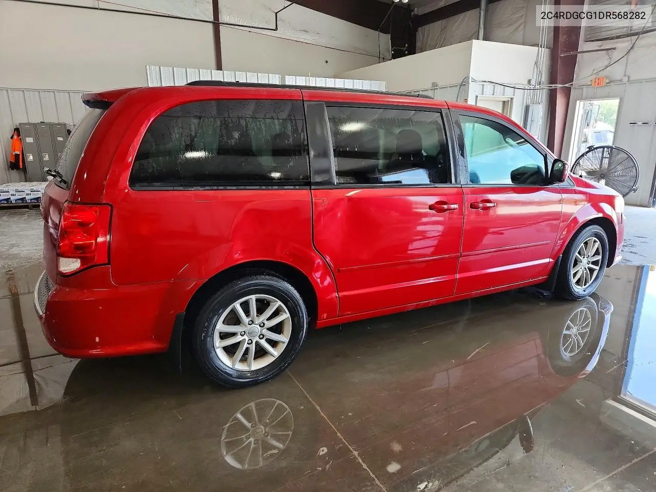 2013 Dodge Grand Caravan Sxt VIN: 2C4RDGCG1DR568282 Lot: 61996866