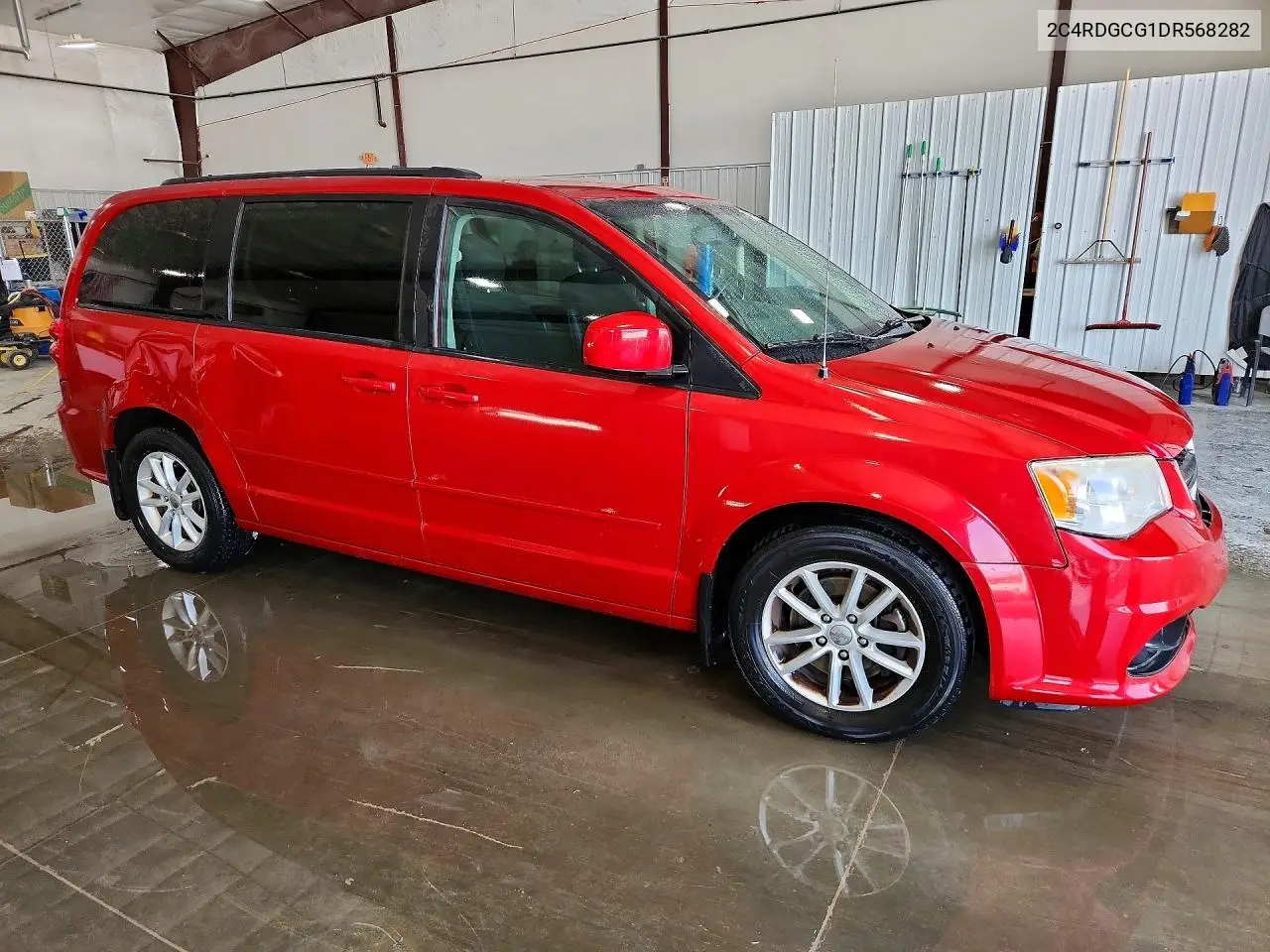 2013 Dodge Grand Caravan Sxt VIN: 2C4RDGCG1DR568282 Lot: 61996866
