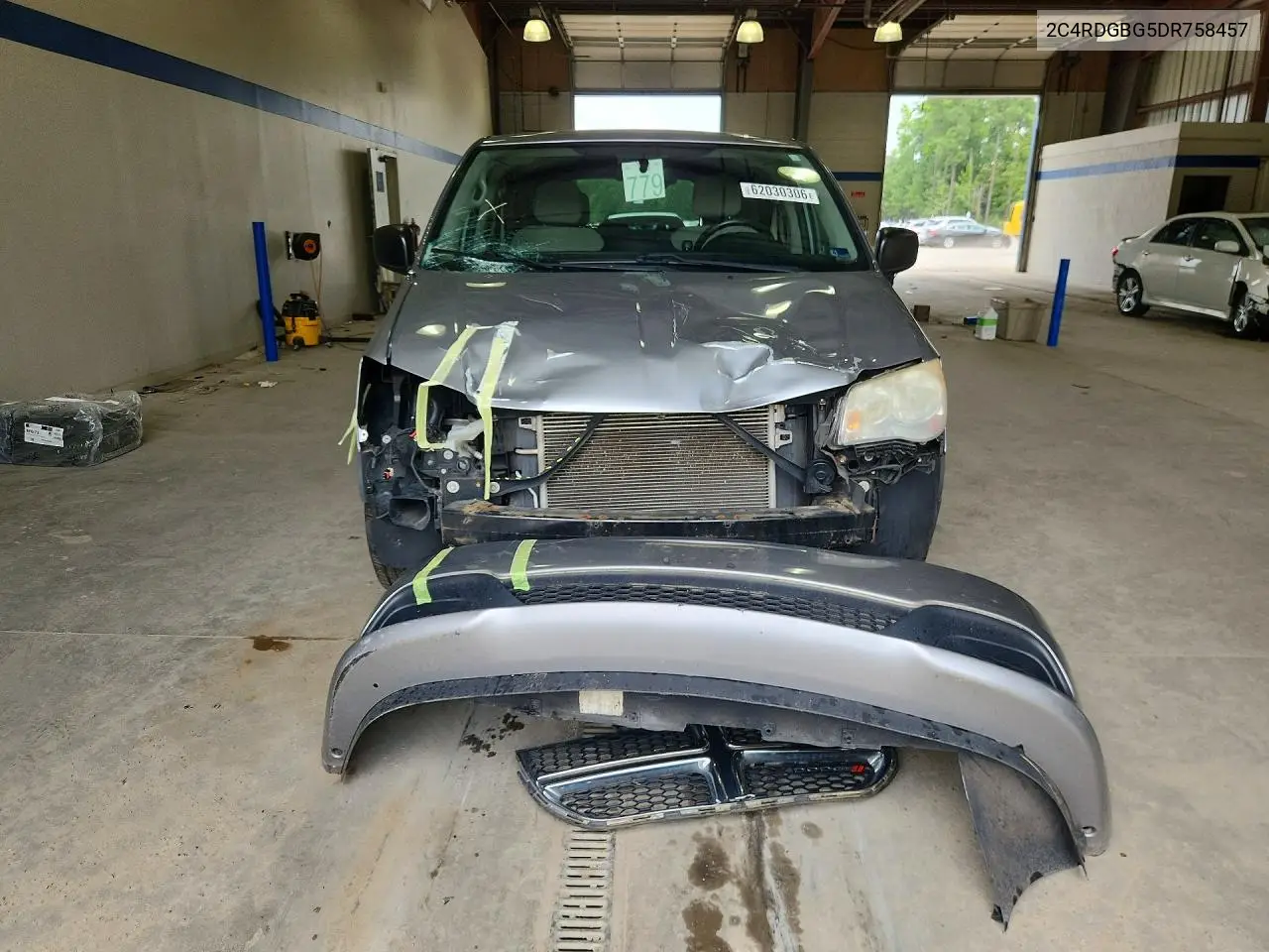2013 Dodge Grand Caravan Se VIN: 2C4RDGBG5DR758457 Lot: 62030306