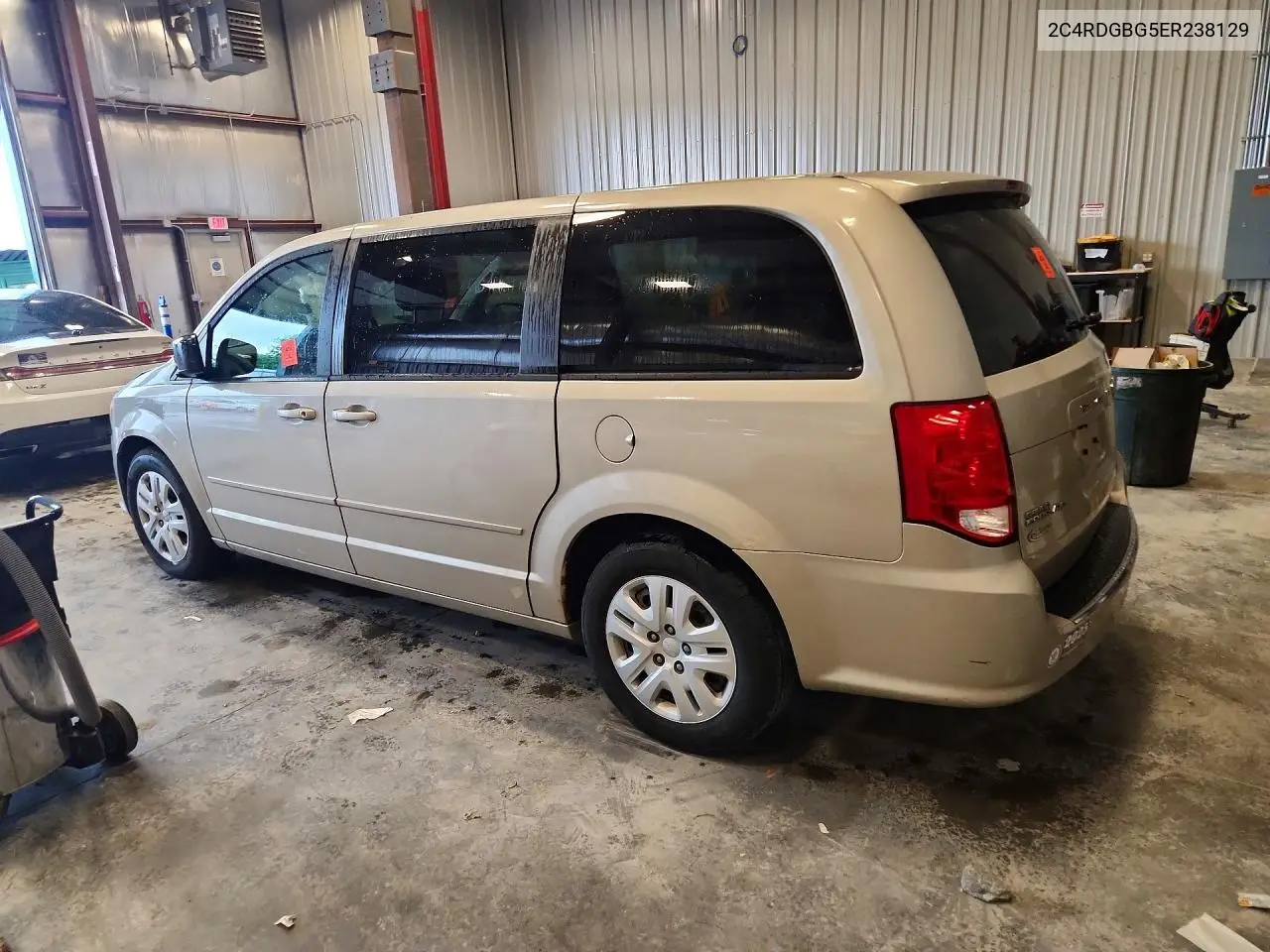 2014 Dodge Grand Caravan Se VIN: 2C4RDGBG5ER238129 Lot: 60233036