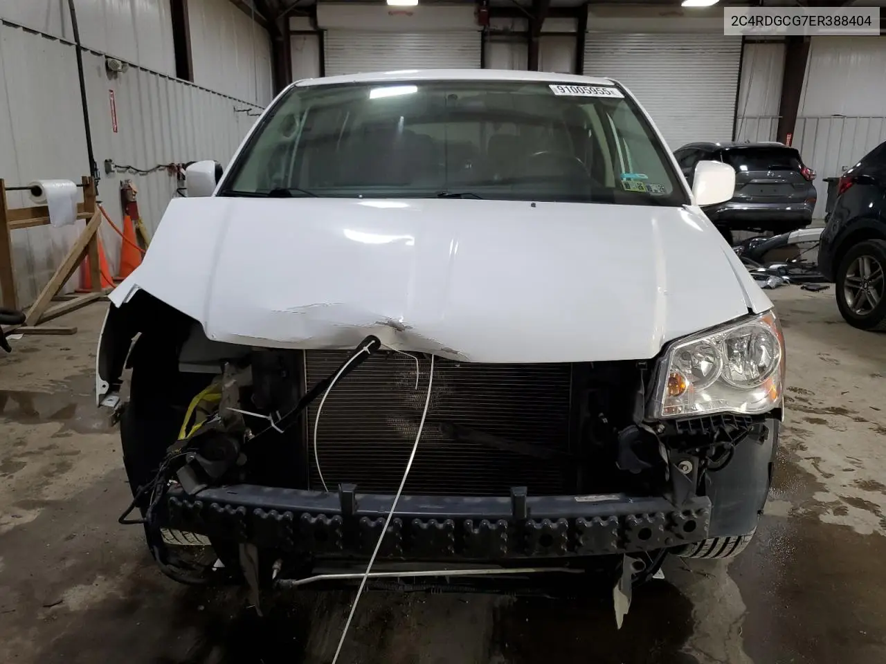 2C4RDGCG7ER388404 2014 Dodge Grand Caravan Sxt