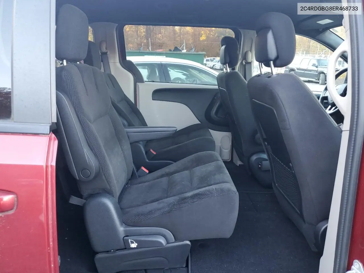 2C4RDGBG8ER468733 2014 Dodge Grand Caravan Se