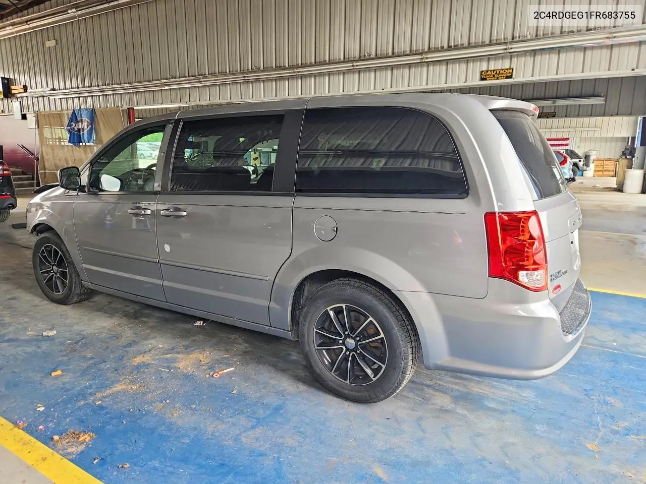 2015 Dodge Grand Caravan R/T VIN: 2C4RDGEG1FR683755 Lot: 59001176