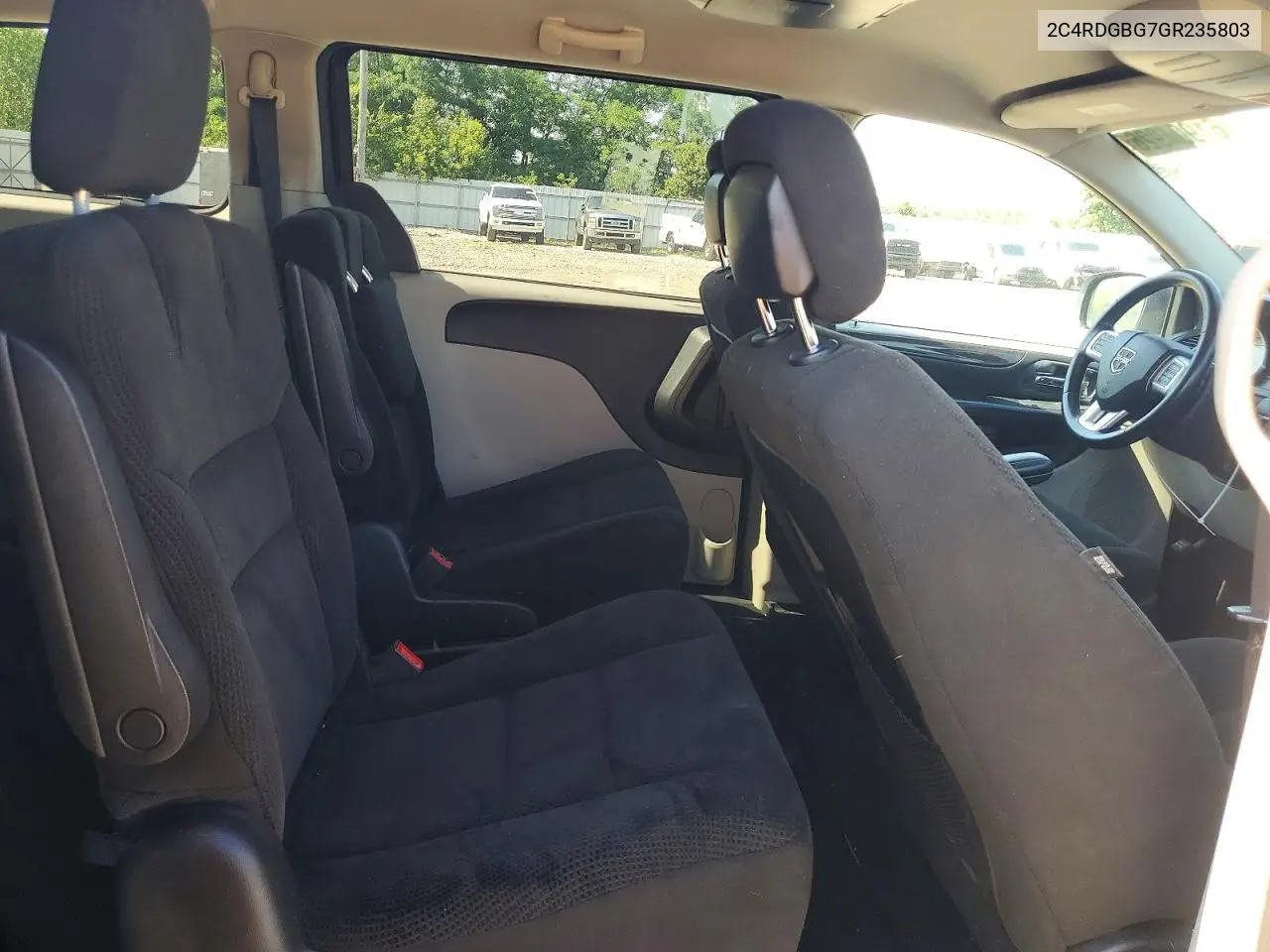 2016 Dodge Grand Caravan Se VIN: 2C4RDGBG7GR235803 Lot: 61904926