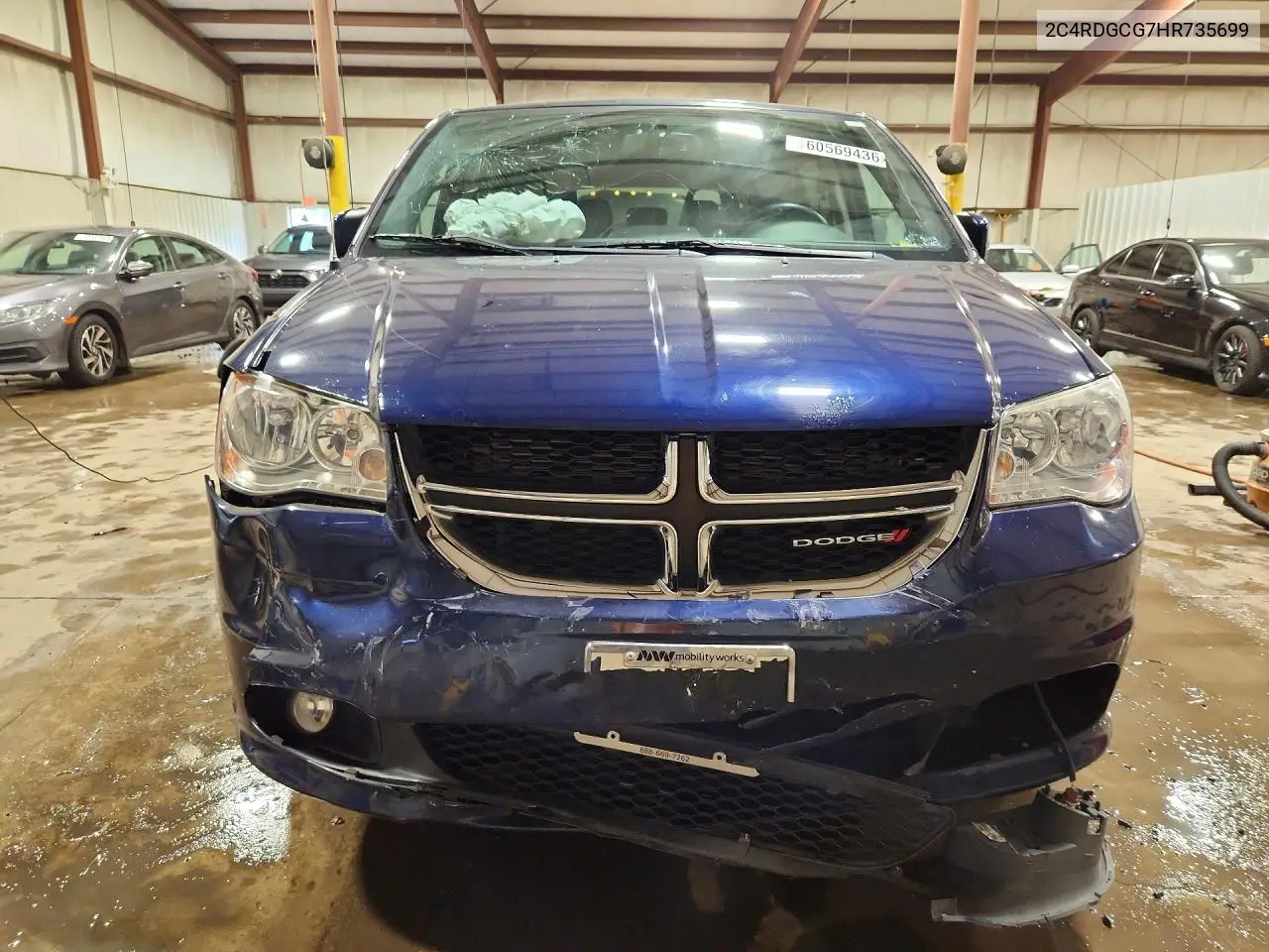 2017 Dodge Grand Caravan Sxt VIN: 2C4RDGCG7HR735699 Lot: 60569436