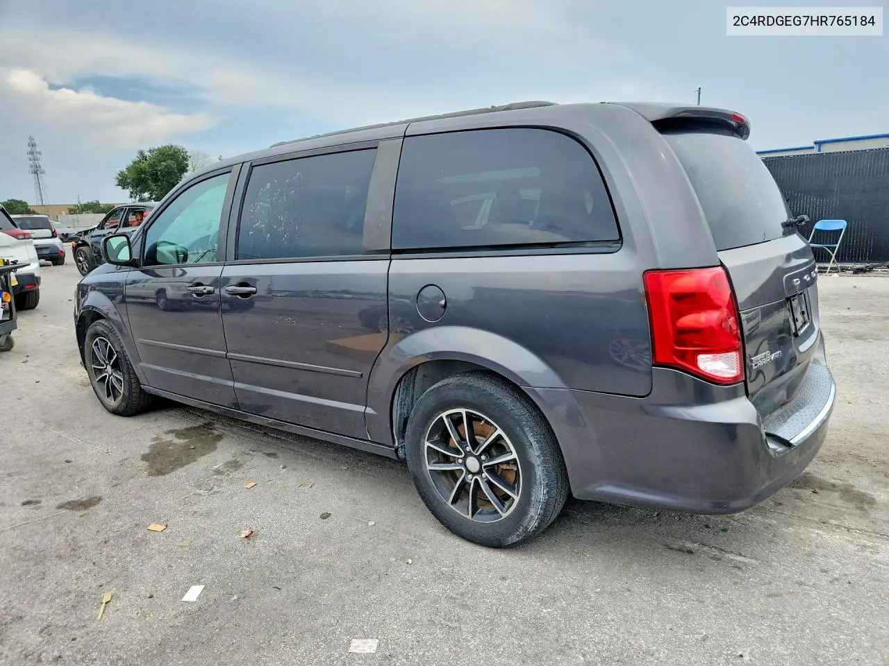 2017 Dodge Grand Caravan Gt VIN: 2C4RDGEG7HR765184 Lot: 61667416