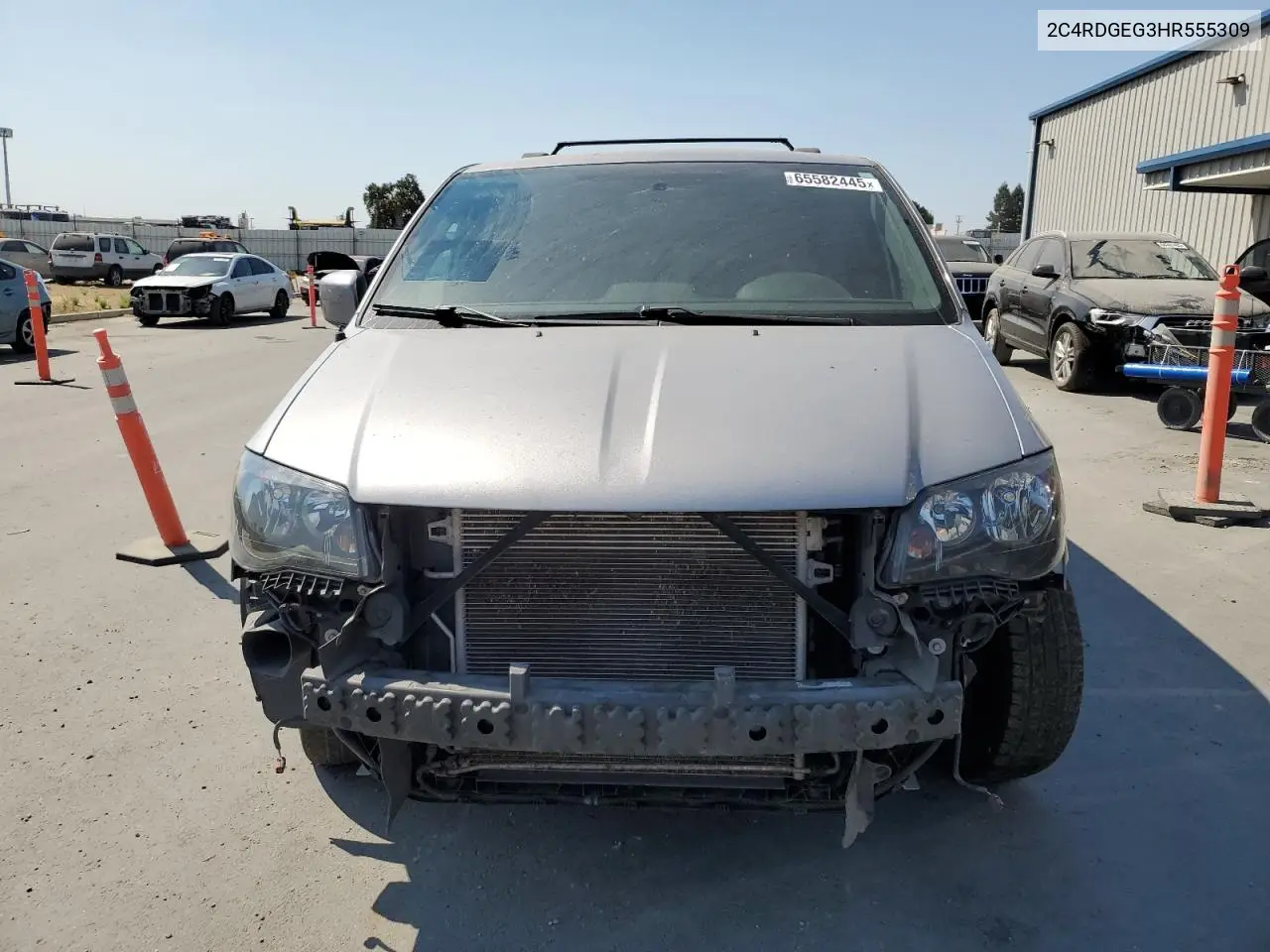 2C4RDGEG3HR555309 2017 Dodge Grand Caravan Gt