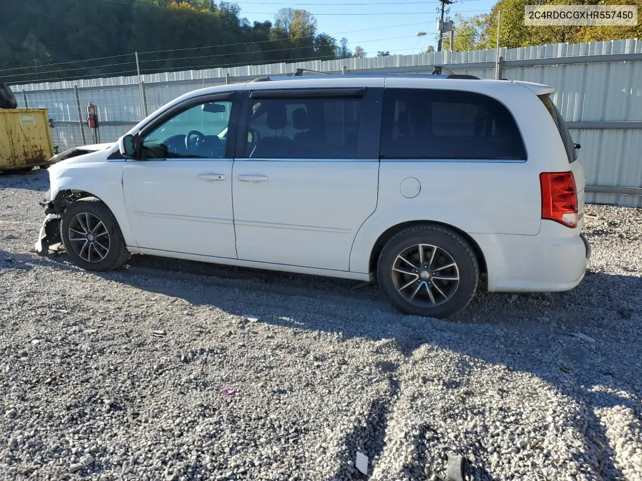 2C4RDGCGXHR557450 2017 Dodge Grand Caravan Sxt