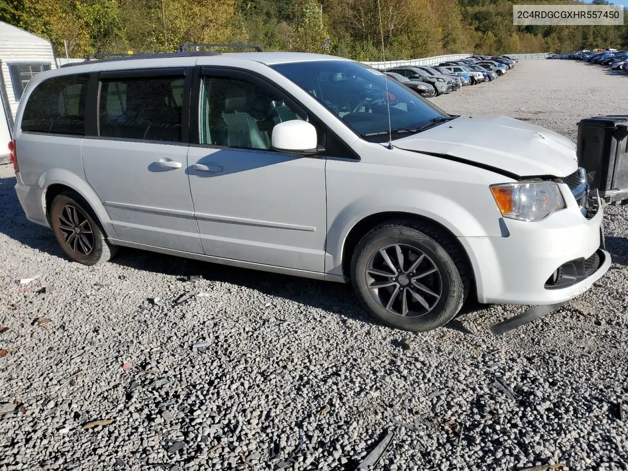 2C4RDGCGXHR557450 2017 Dodge Grand Caravan Sxt