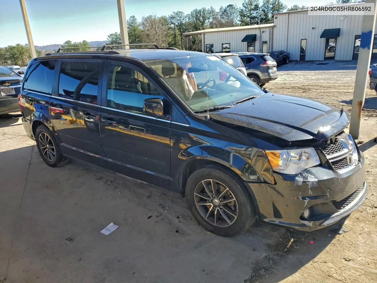 2C4RDGCG5HR806592 2017 Dodge Grand Caravan Sxt
