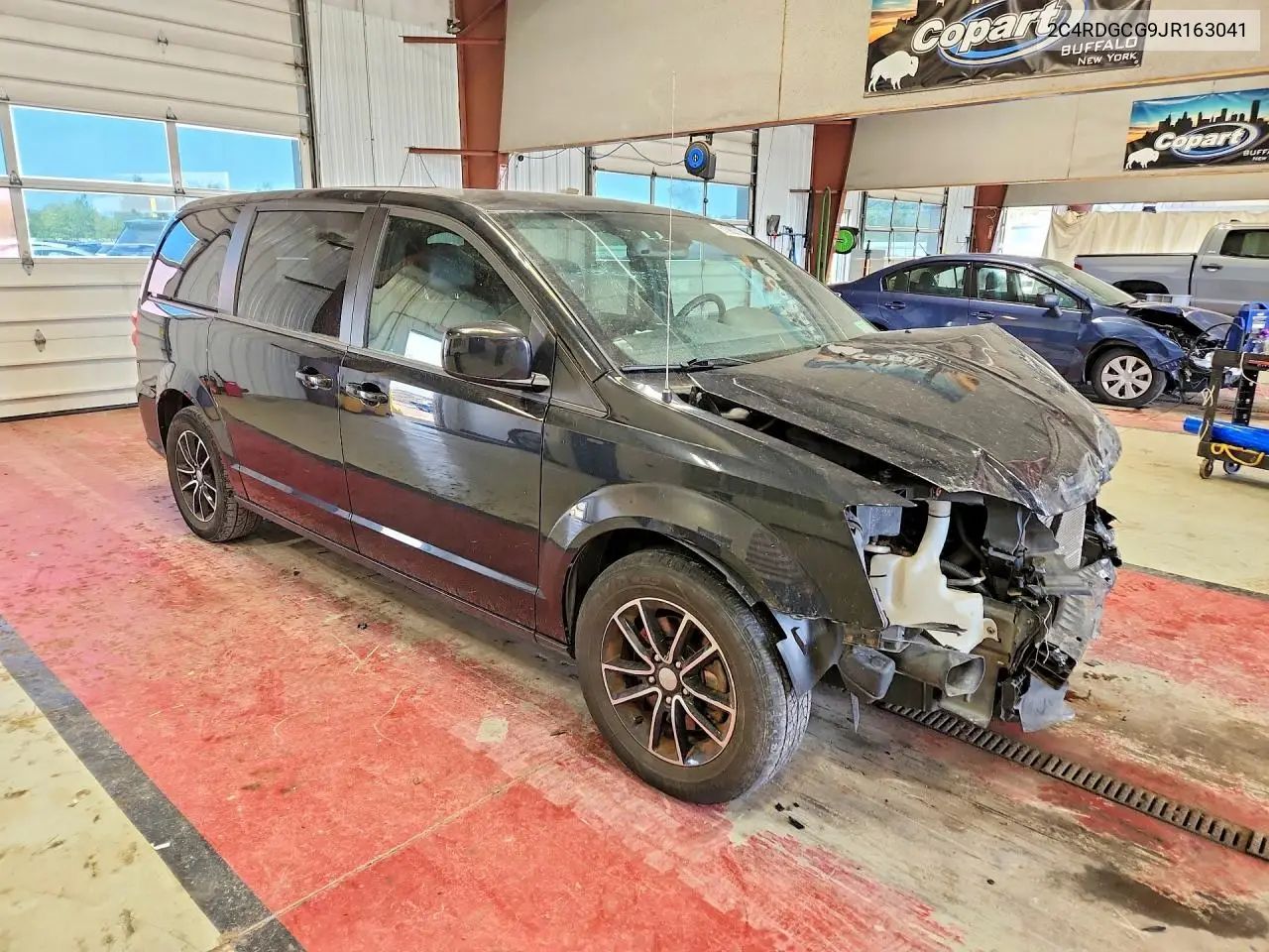2018 Dodge Grand Caravan Sxt VIN: 2C4RDGCG9JR163041 Lot: 61585316