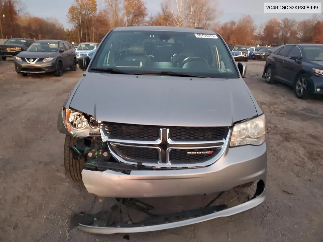 2C4RDGCG2KR808999 2019 Dodge Grand Caravan Sxt