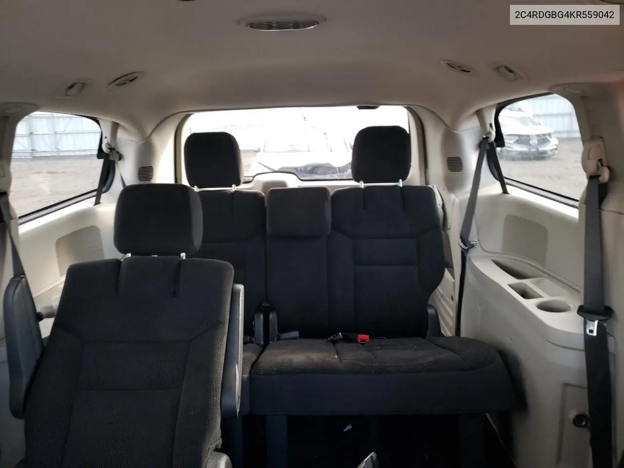 2C4RDGBG4KR559042 2019 Dodge Grand Caravan Se