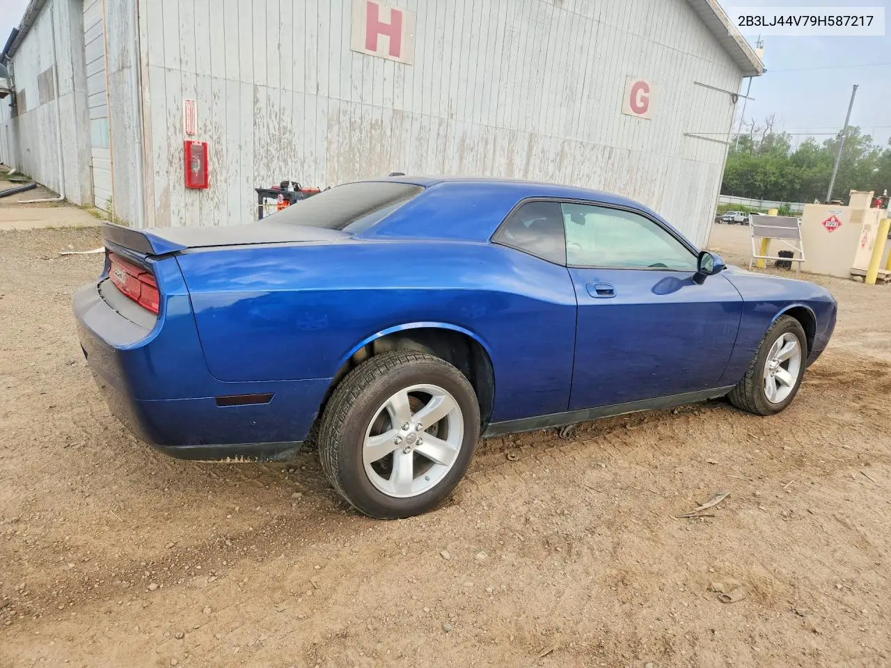 2009 Dodge Challenger Se VIN: 2B3LJ44V79H587217 Lot: 60381506