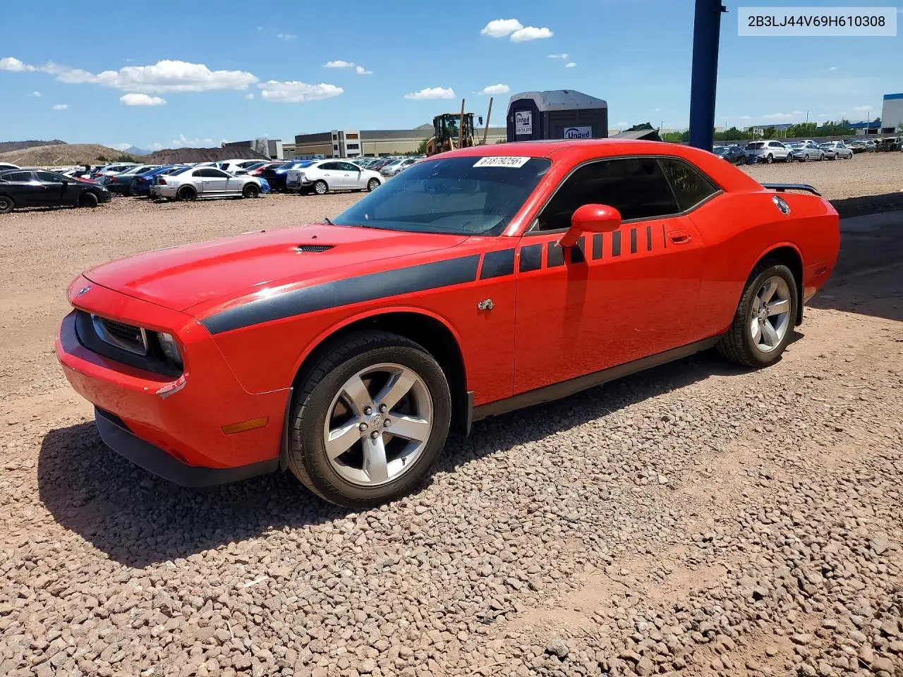2009 Dodge Challenger Se VIN: 2B3LJ44V69H610308 Lot: 61879256