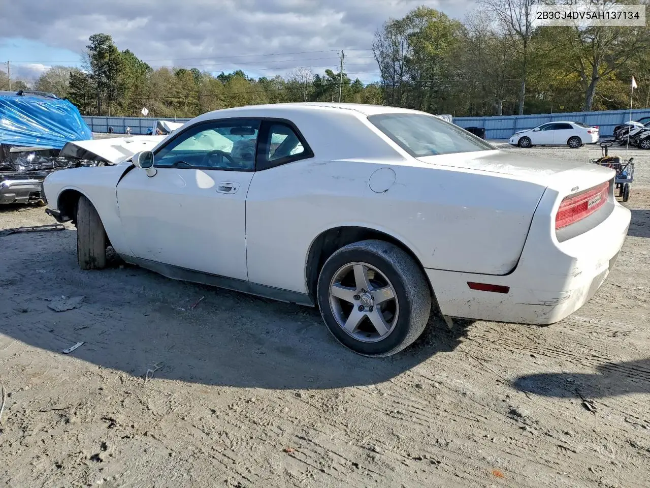 2B3CJ4DV5AH137134 2010 Dodge Challenger Se