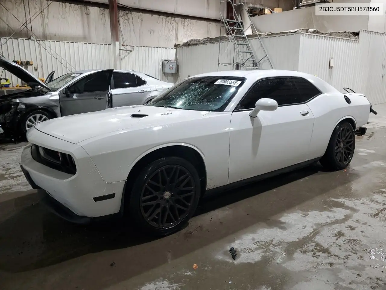 2B3CJ5DT5BH578560 2011 Dodge Challenger R/T