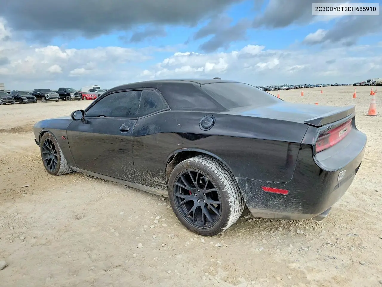 2013 Dodge Challenger R/T VIN: 2C3CDYBT2DH685910 Lot: 58238446
