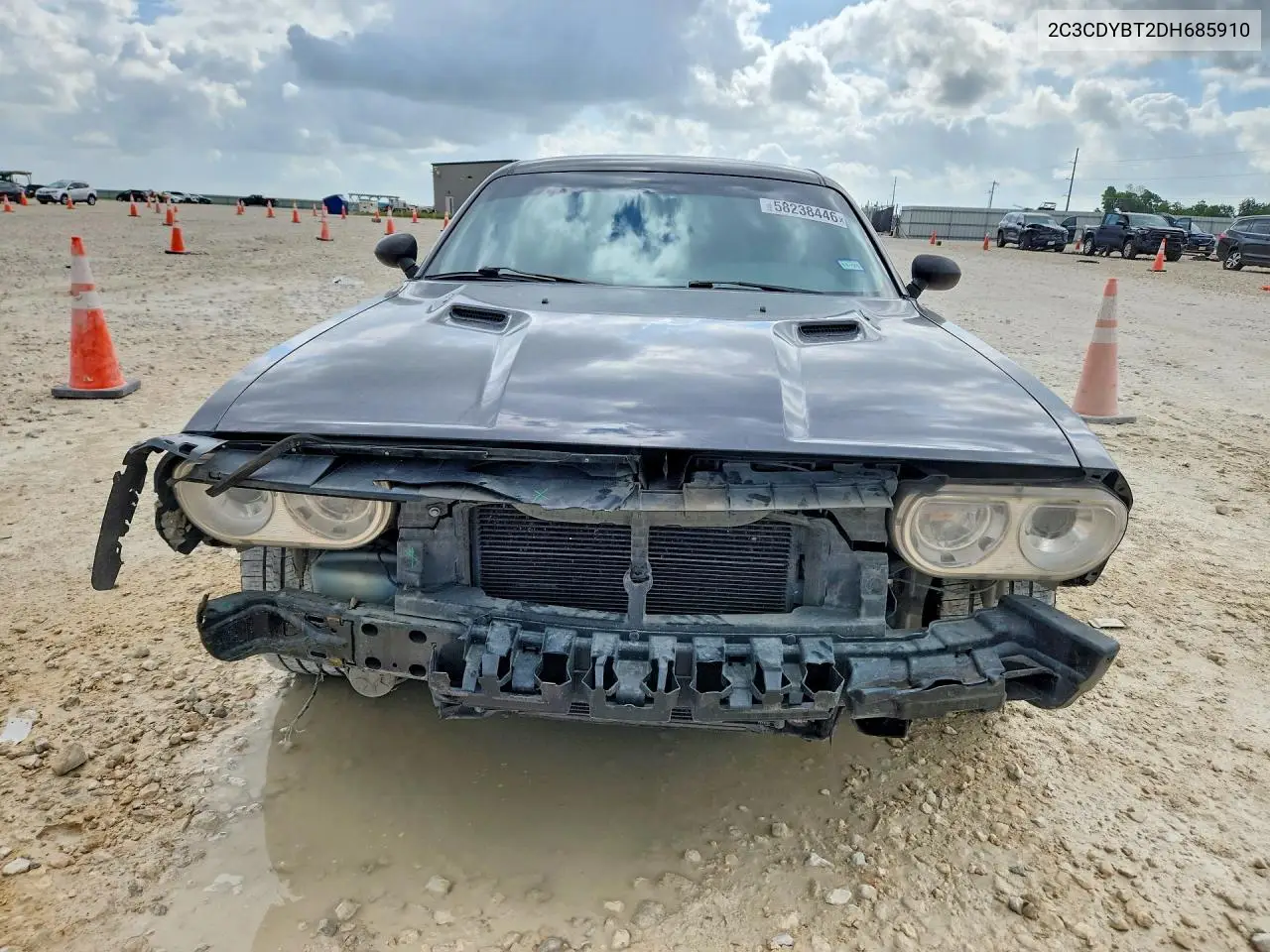 2013 Dodge Challenger R/T VIN: 2C3CDYBT2DH685910 Lot: 58238446