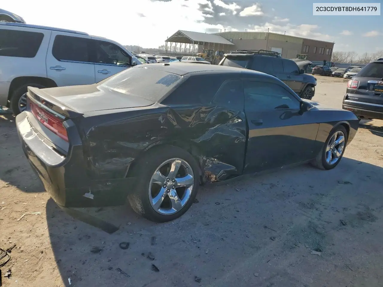 2C3CDYBT8DH641779 2013 Dodge Challenger R/T