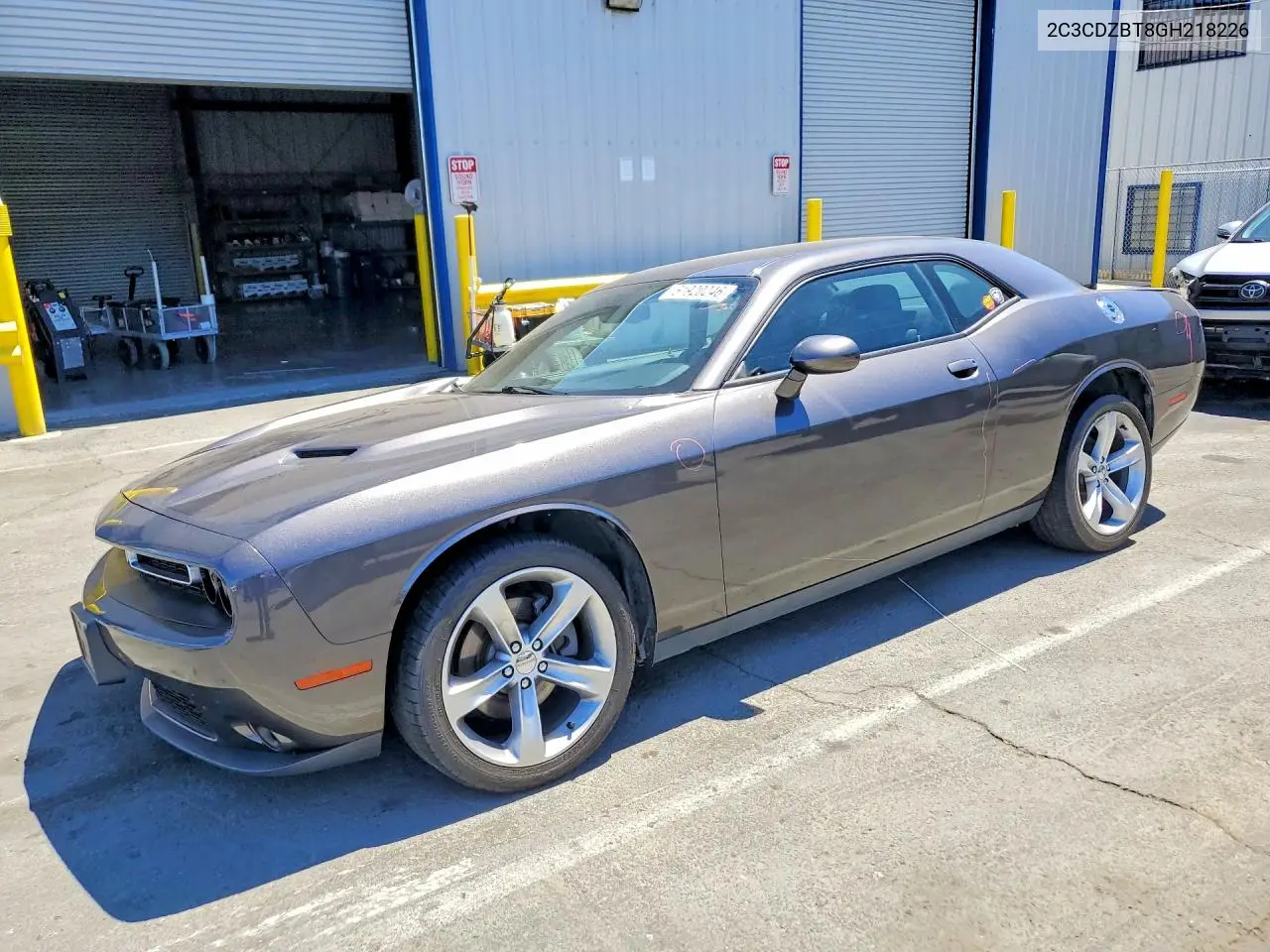 2016 Dodge Challenger R/T VIN: 2C3CDZBT8GH218226 Lot: 61920246
