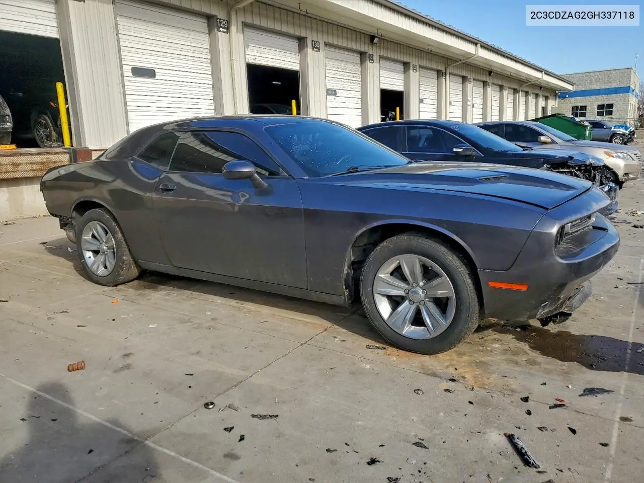 2C3CDZAG2GH337118 2016 Dodge Challenger Sxt