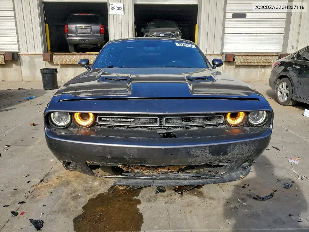 2C3CDZAG2GH337118 2016 Dodge Challenger Sxt