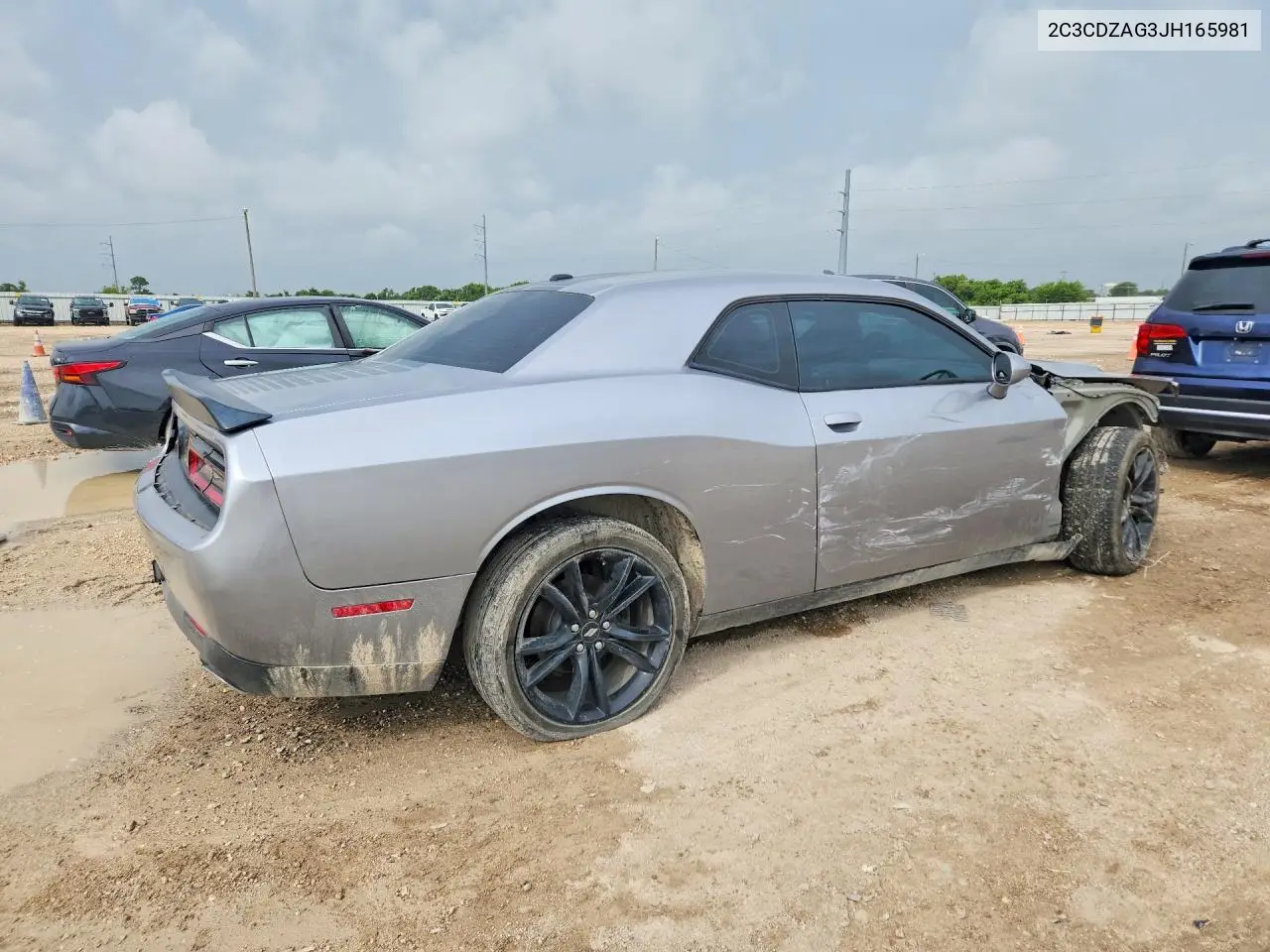 2018 Dodge Challenger Sxt VIN: 2C3CDZAG3JH165981 Lot: 61294106