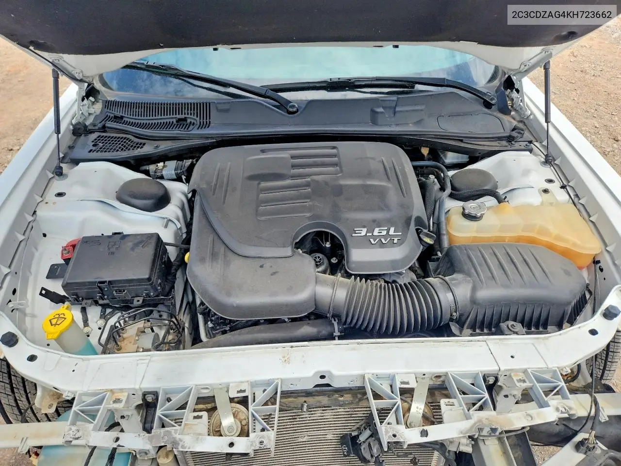 2019 Dodge Challenger Sxt VIN: 2C3CDZAG4KH723662 Lot: 60633226