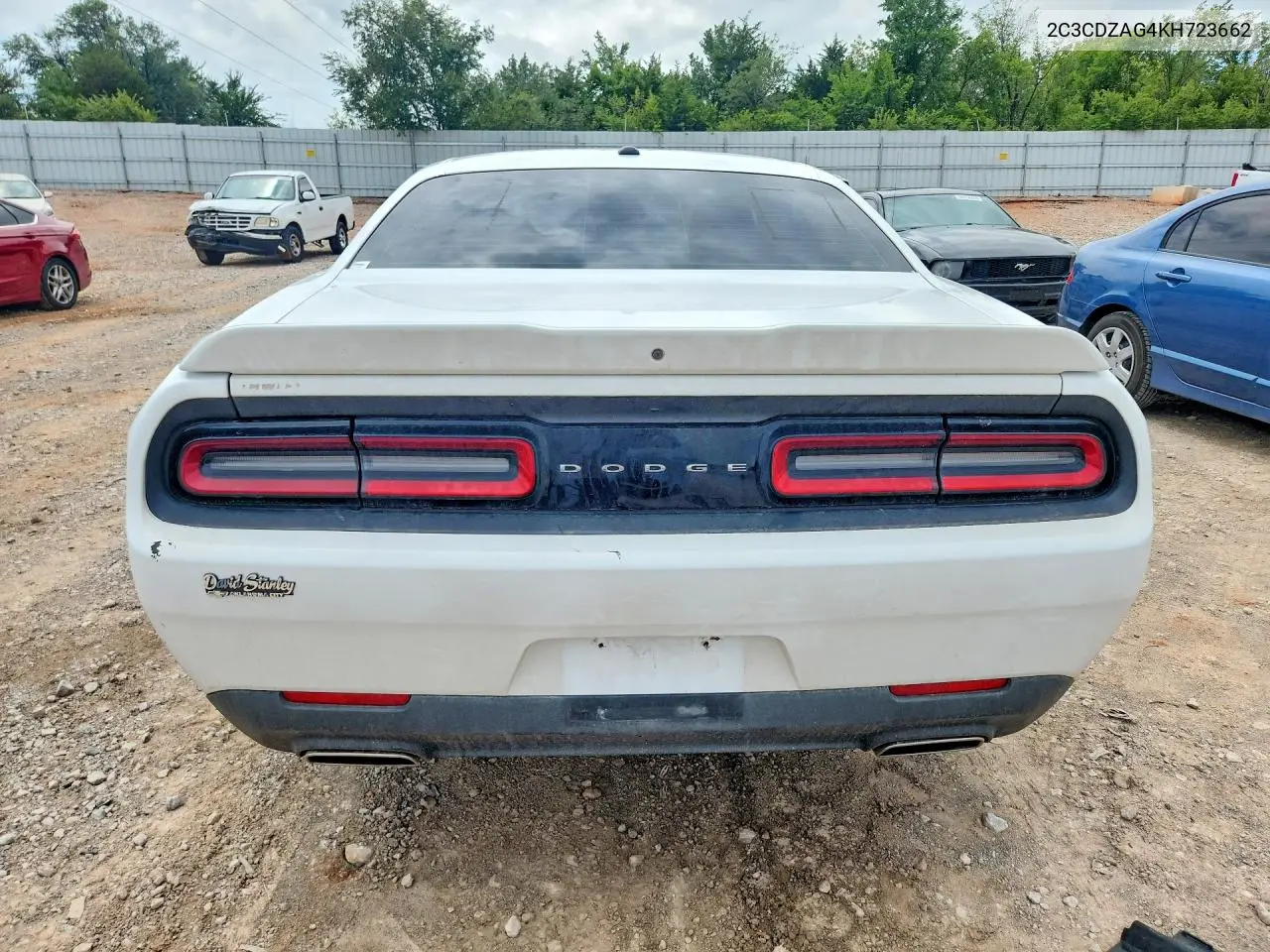 2019 Dodge Challenger Sxt VIN: 2C3CDZAG4KH723662 Lot: 60633226