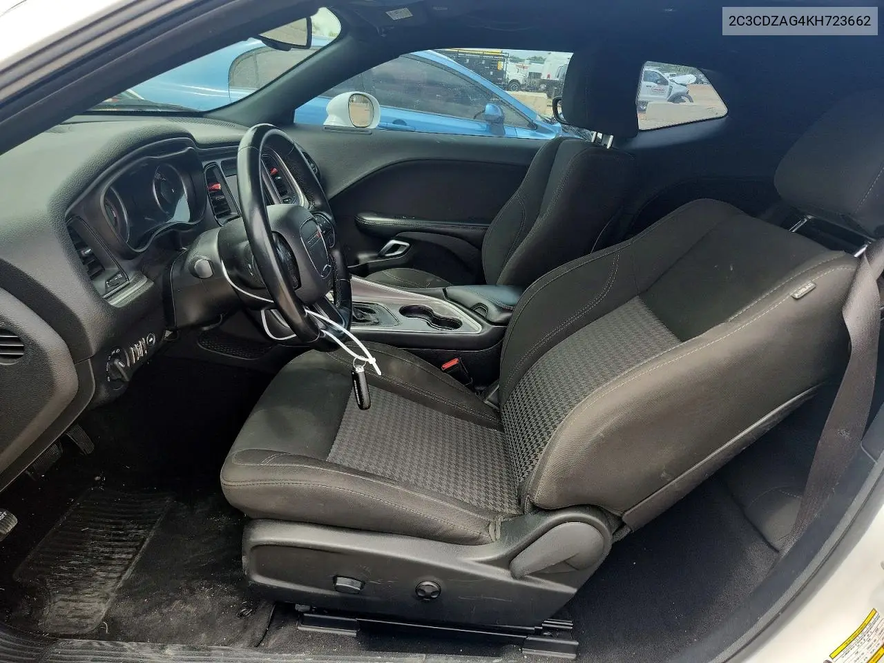 2019 Dodge Challenger Sxt VIN: 2C3CDZAG4KH723662 Lot: 60633226