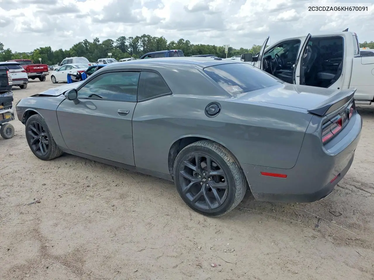 2019 Dodge Challenger Sxt VIN: 2C3CDZAG6KH670091 Lot: 60709156