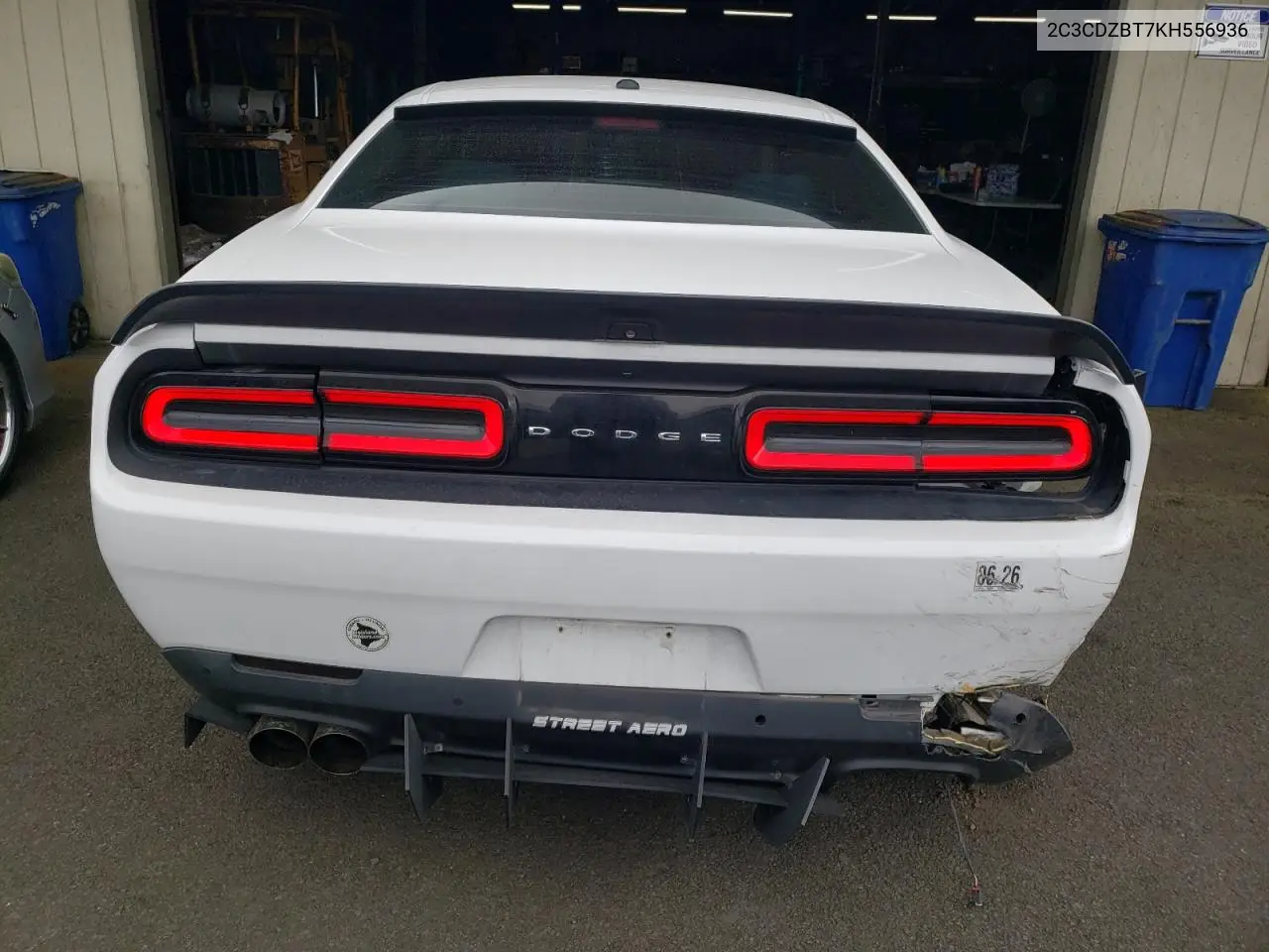 2C3CDZBT7KH556936 2019 Dodge Challenger R/T