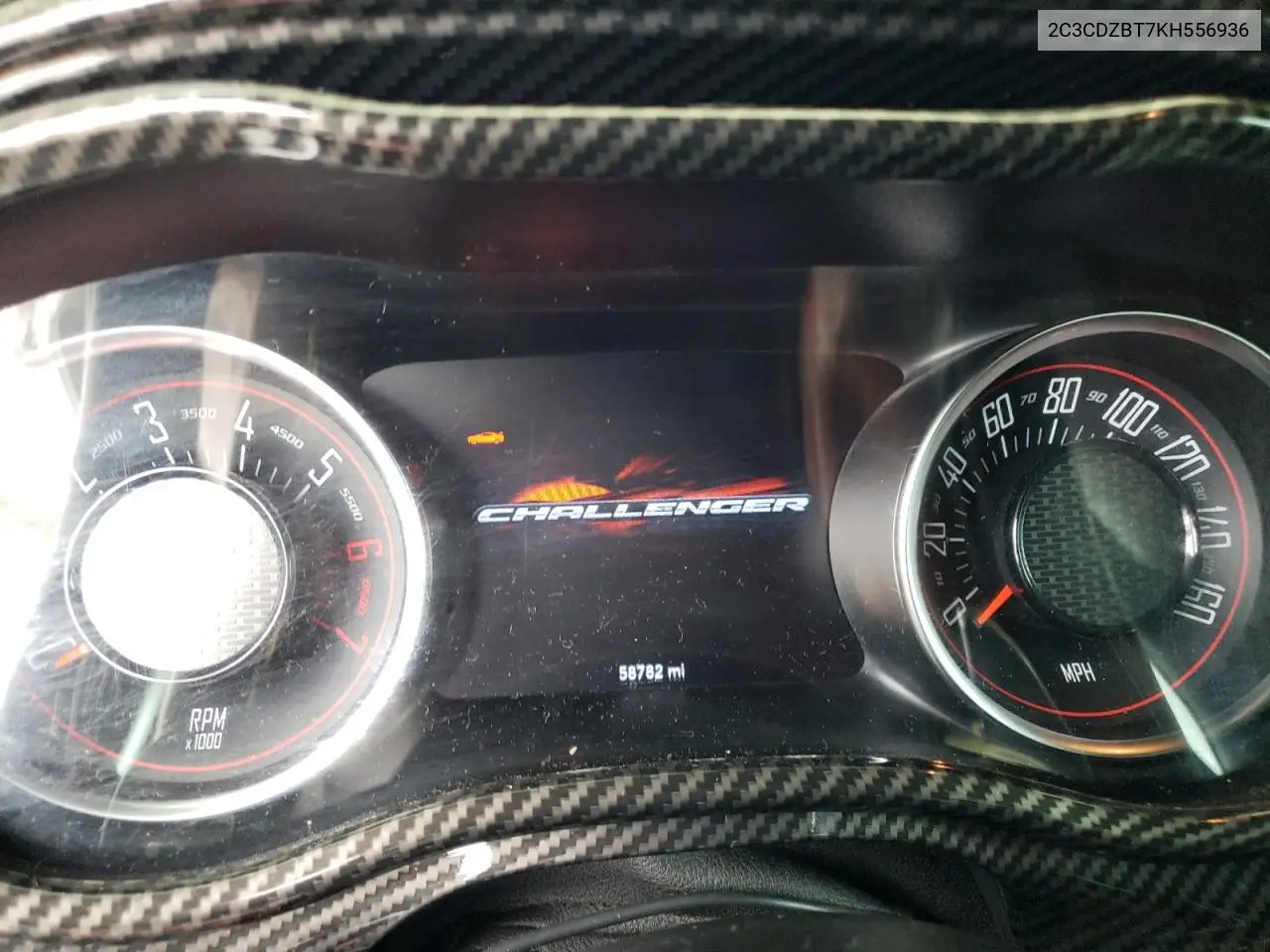 2C3CDZBT7KH556936 2019 Dodge Challenger R/T