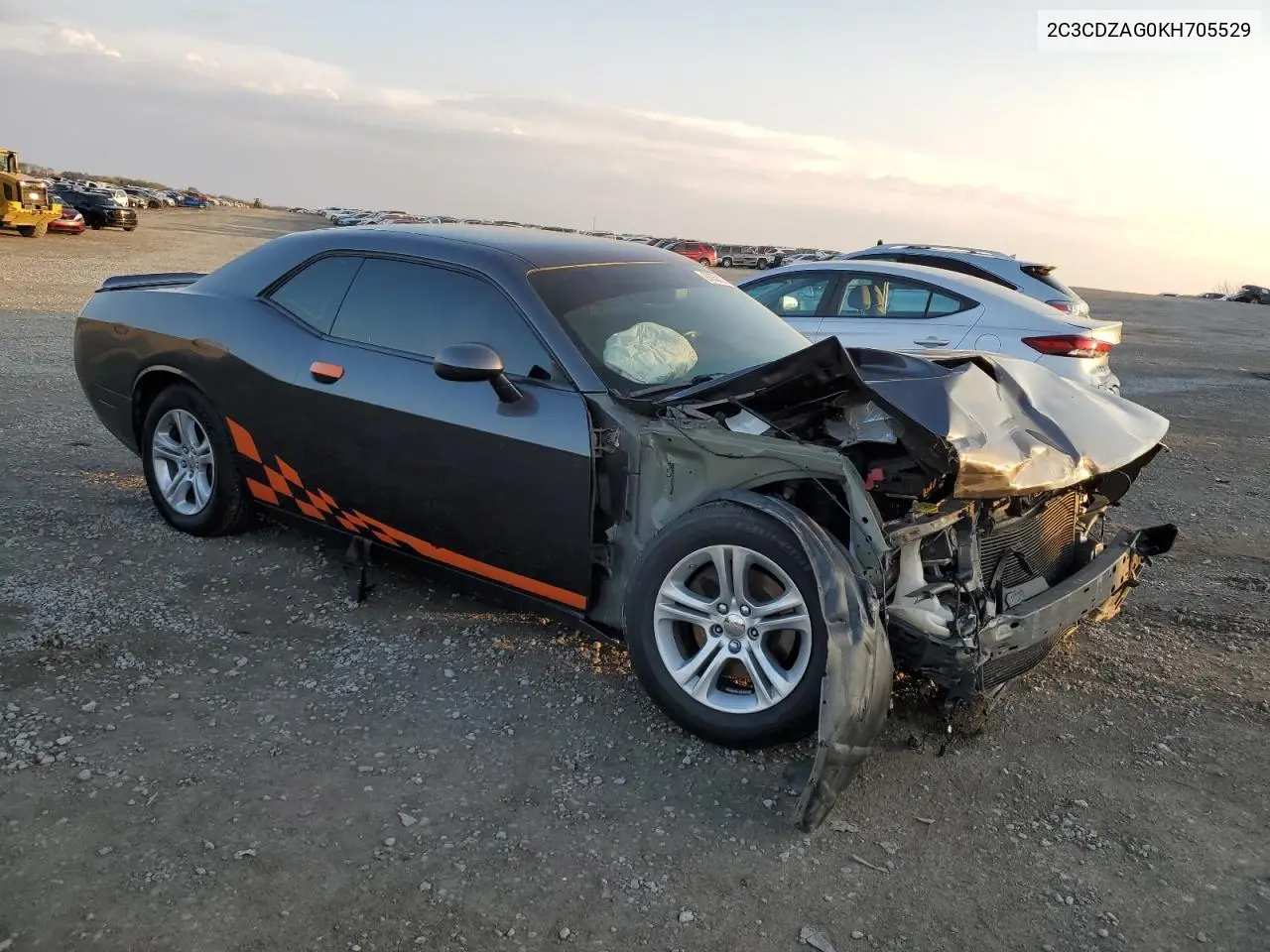 2C3CDZAG0KH705529 2019 Dodge Challenger Sxt
