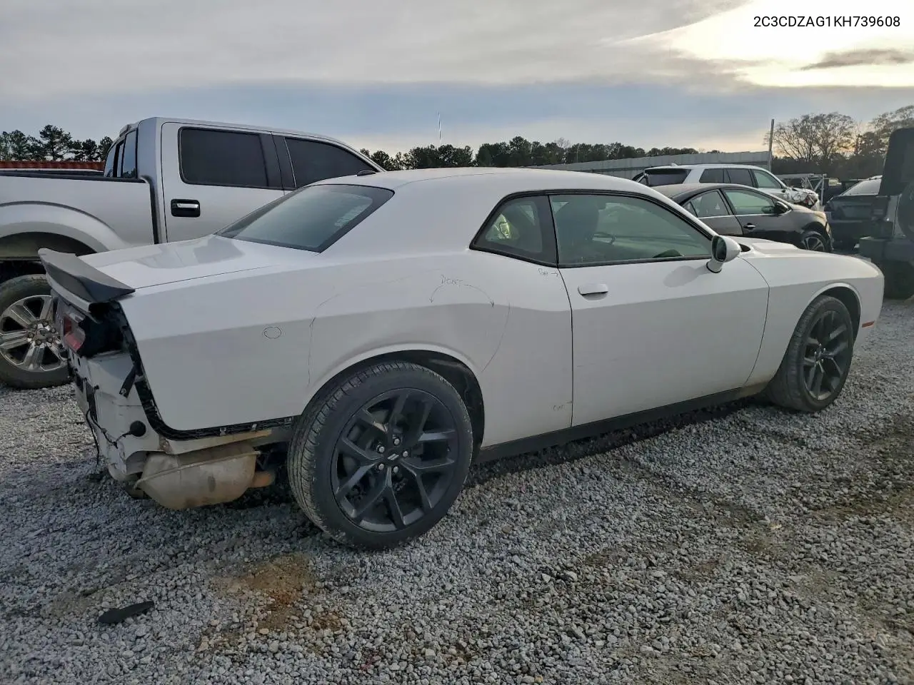 2C3CDZAG1KH739608 2019 Dodge Challenger Sxt