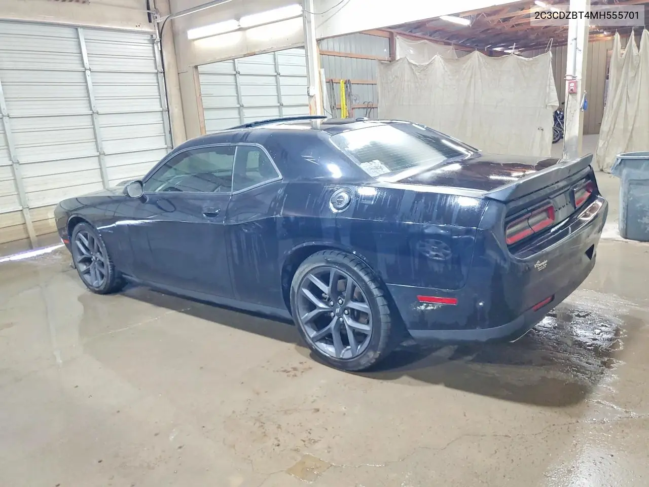 2021 Dodge Challenger R/T VIN: 2C3CDZBT4MH555701 Lot: 60068016