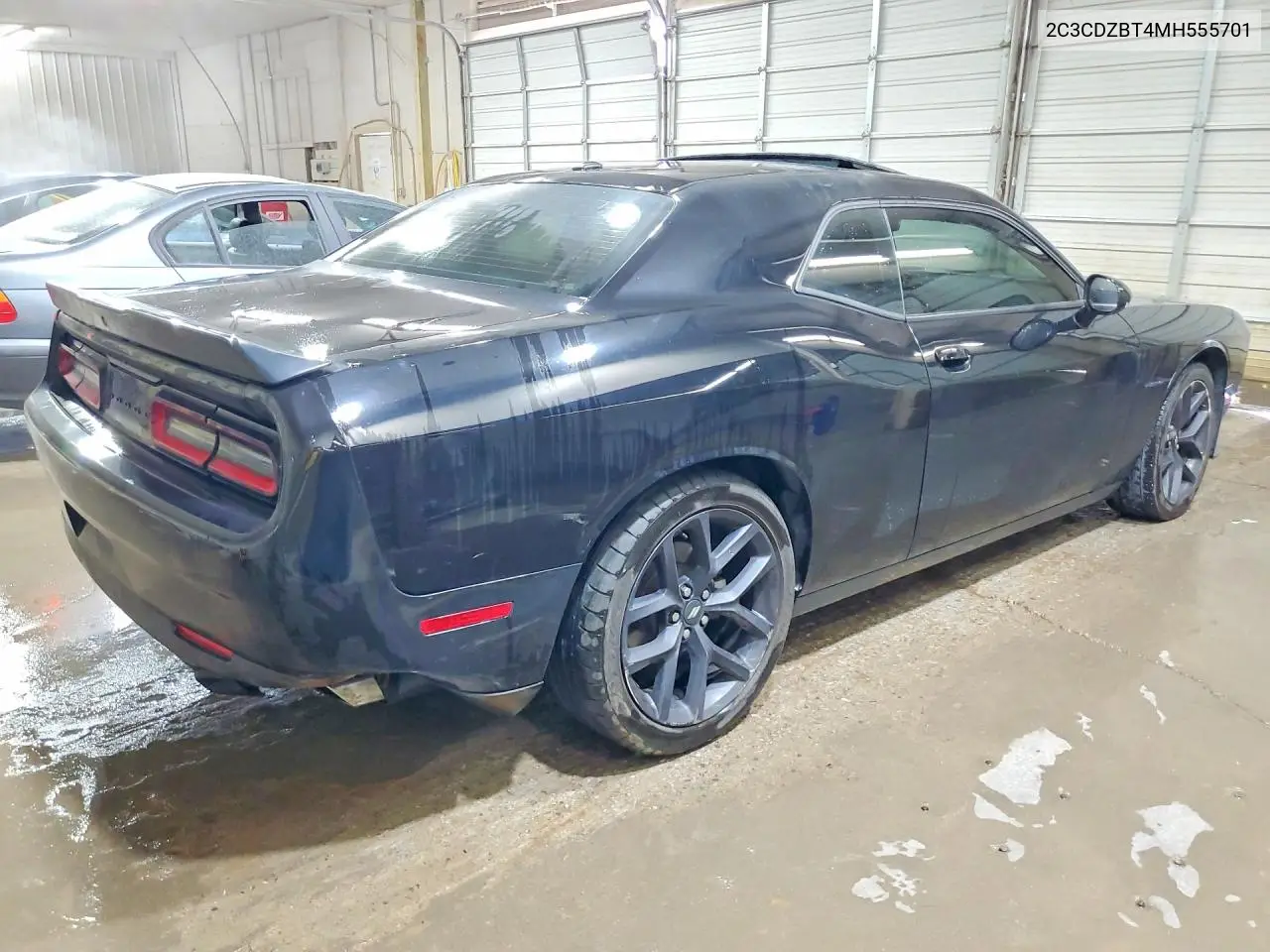 2021 Dodge Challenger R/T VIN: 2C3CDZBT4MH555701 Lot: 60068016