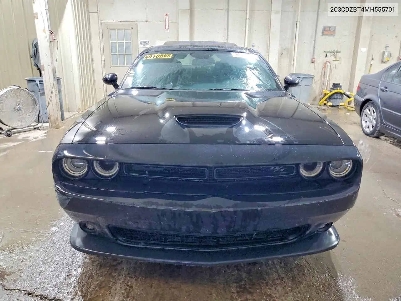 2021 Dodge Challenger R/T VIN: 2C3CDZBT4MH555701 Lot: 60068016