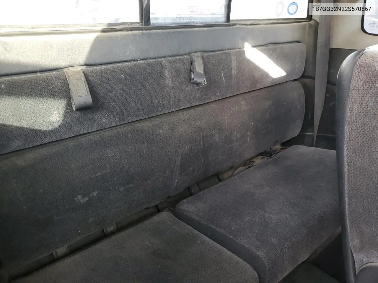 1B7GG32N22S570867 2002 Dodge Dakota Sport