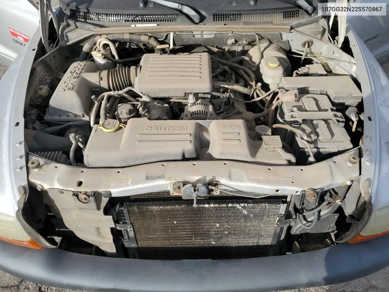 1B7GG32N22S570867 2002 Dodge Dakota Sport