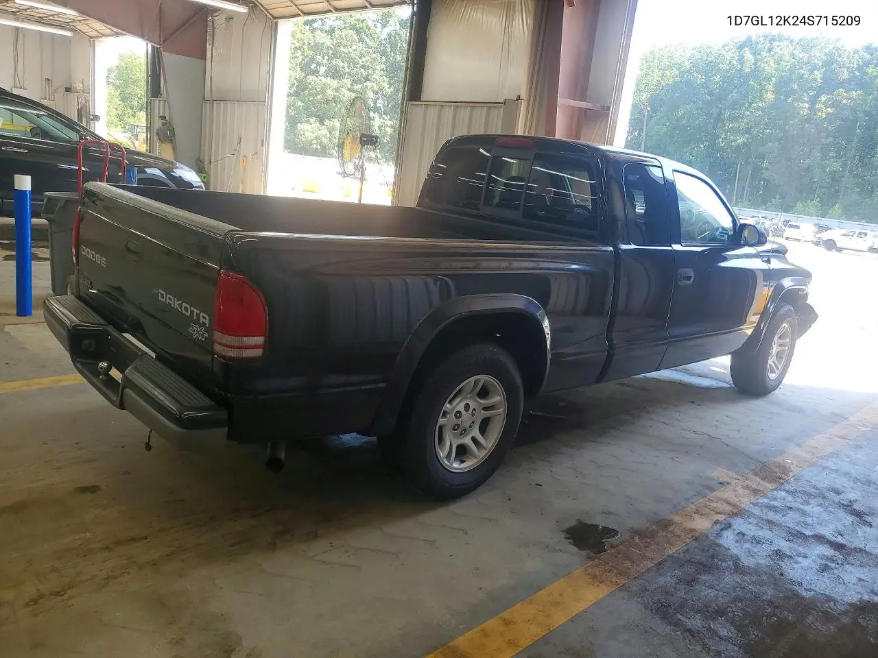 2004 Dodge Dakota Sxt VIN: 1D7GL12K24S715209 Lot: 85792425